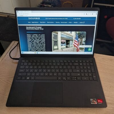 Dell 15 DC15255 Laptop, Ryzen 3 7320U, 8gb RAM, 512gb NVMe, 15.6 inch, Windows 11 Home