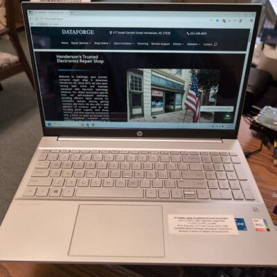 HP Pavilion Laptop 15-eg1053cl, I5-1155g7, 16gb RAM, 256gb NVMe, 15.6 inch Touch Screen, Windows 11 Home, 4S171UA 5CD1457WFP