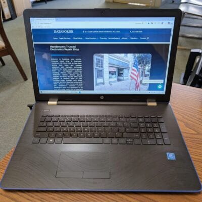 HP Laptop 17-bs0xx, Pentium N3710, 4GB RAM, 480gb SSD, 17.3 inch, Windows 10 Home, 2KW18UA 8CG7453KDD