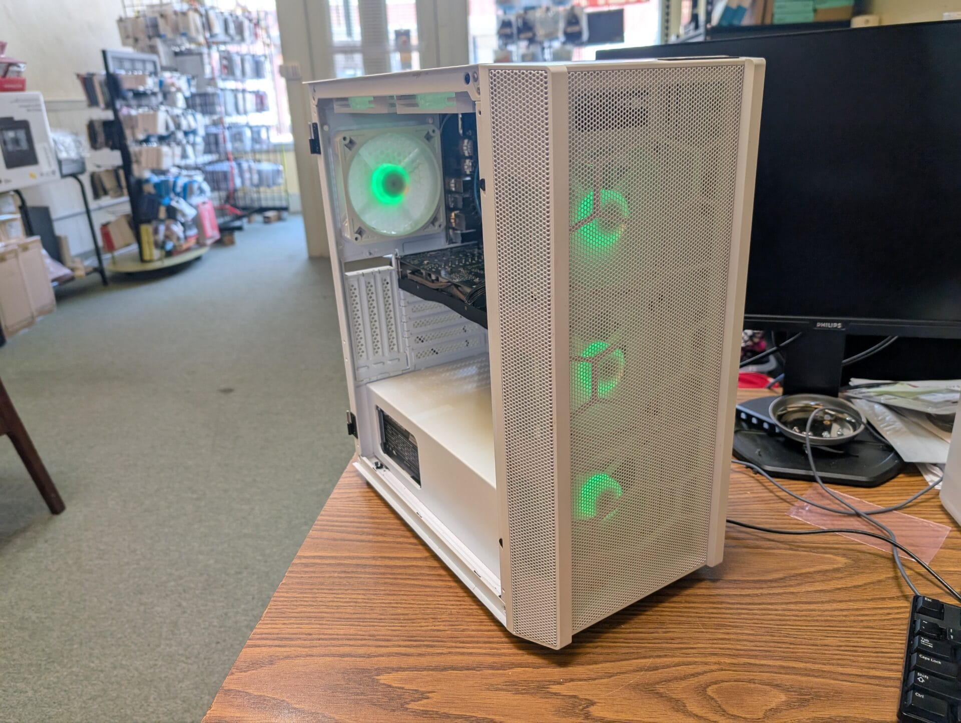 Gaming Computer, i5-12400F, 16gb RAM, 1tb SSD, RTX 2060 Super, Windows 11 Home, 678498498