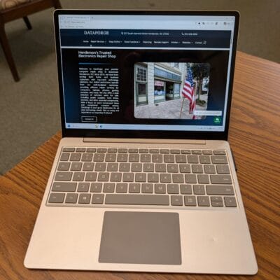 Surface Laptop Go, 1st generation, i5-1035G1, 16gb RAM, 256gb SSD, 12.4" Touchscreen, Windows 11 Pro