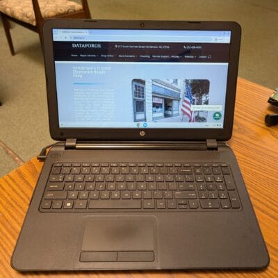 HP 15 Notebook 15-f222wm, Pentium N3540, 4gb RAM, 500gb HDD, 15.6" Touchscreen, ChromeOS Flex, N5Y13UA 5CD63147DR